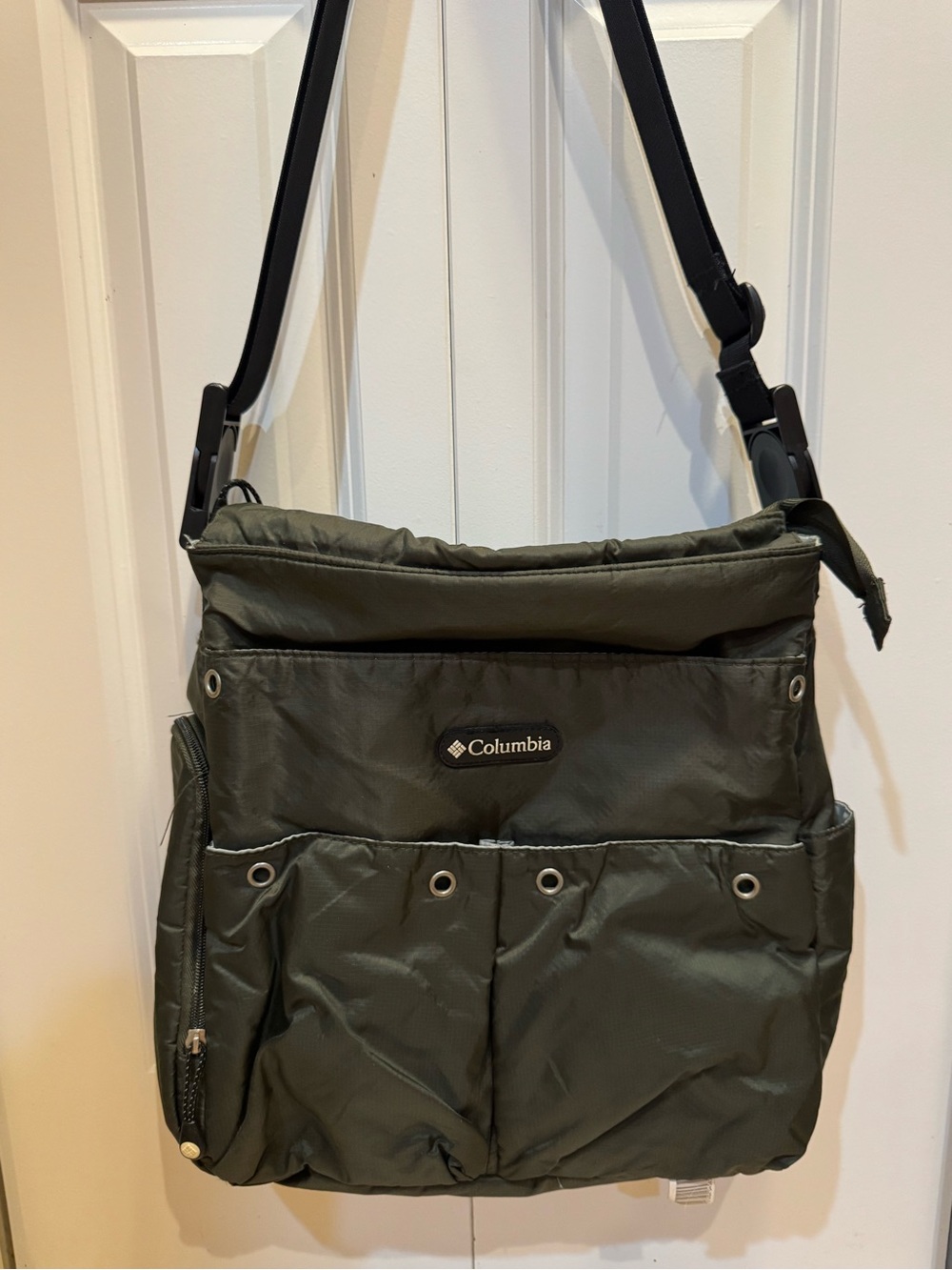 Columbia Olive Green Men's Messenger Crossbody Bag